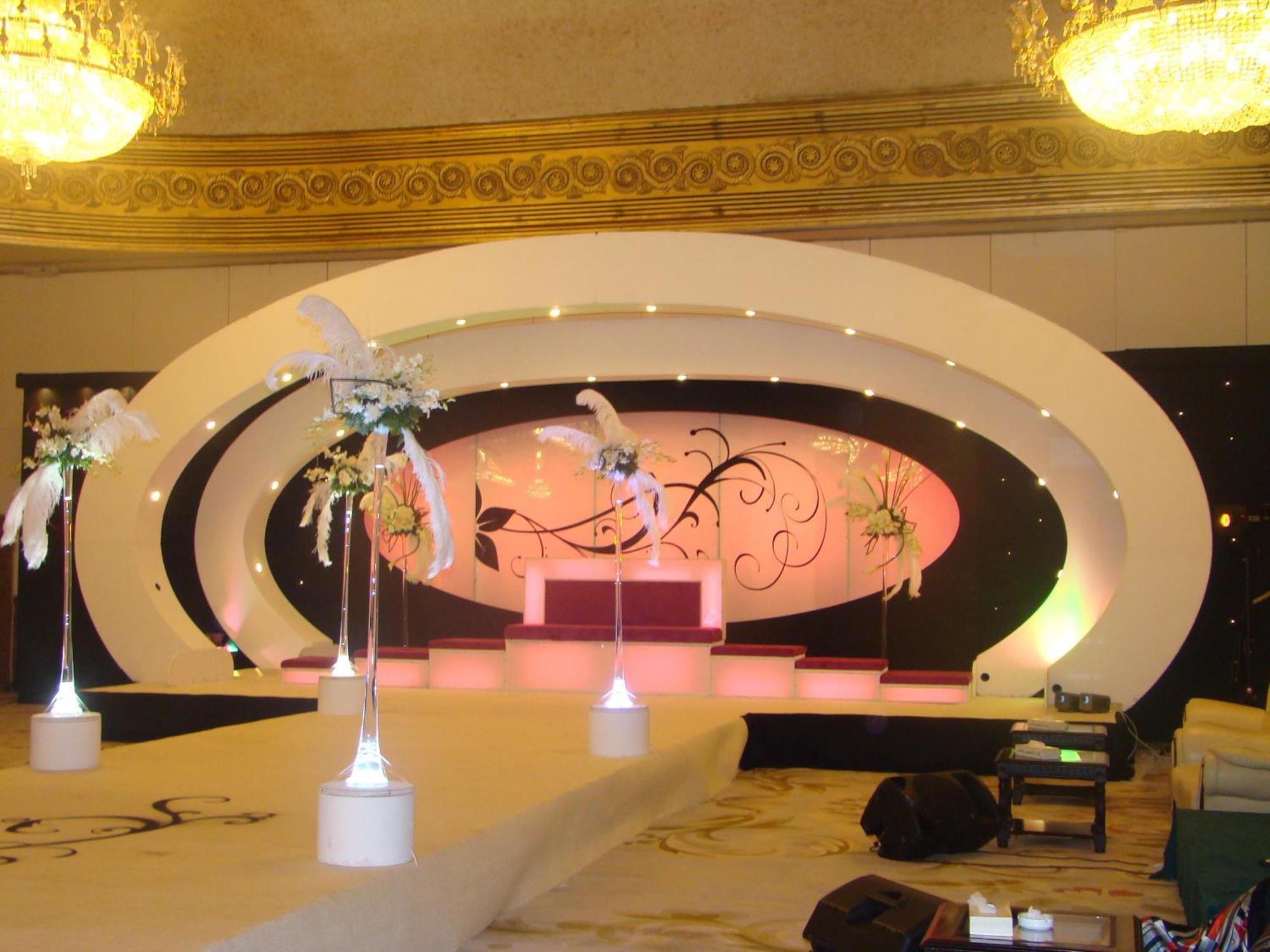 The Convention Center & Royal Suites Hotel Кувейт Екстериор снимка